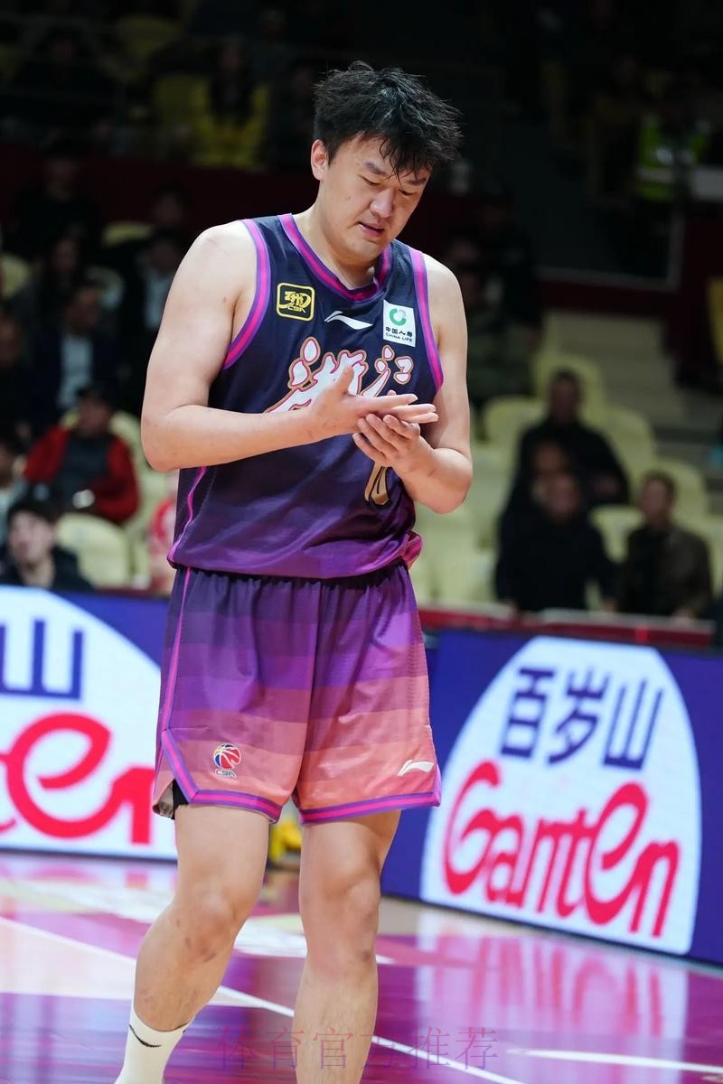 常规赛1月17日：青岛崂山啤酒VS浙江稠州金租 刘泽一集锦